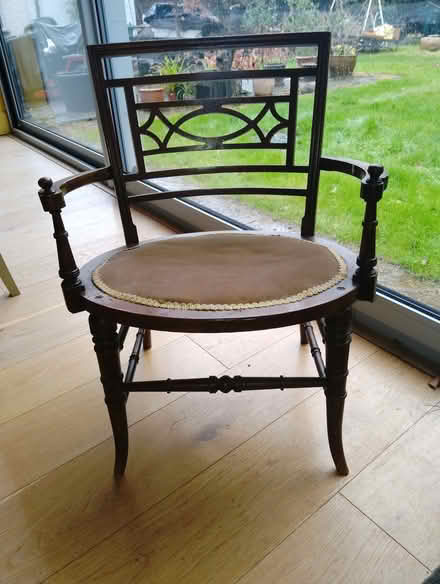 Photo of free Small traditional wooden armchair (Dacorum HP5) #4
