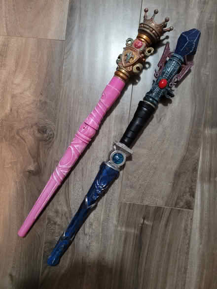 Photo of free Great wolf lodge wands (Highland Road East) #1