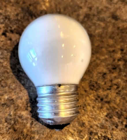 Photo of free ES light bulb incandescent (Purbrook PO7) #1