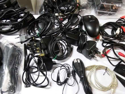 Photo of free Job Lot Of Computer, Audio, TV & Mains Cables etc. (Vale LA1) #3