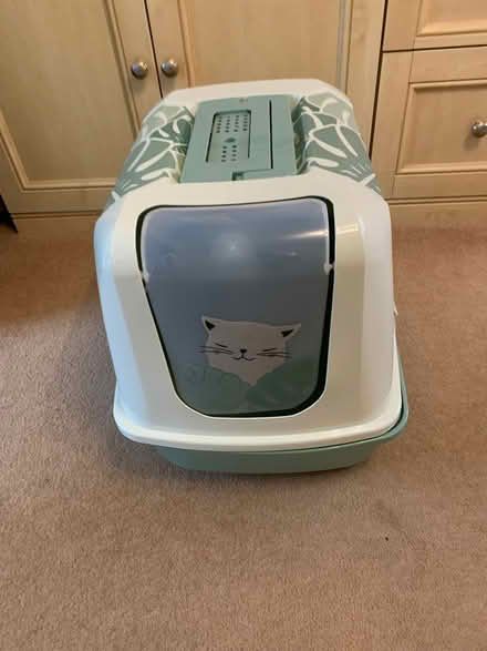 Photo of free Cat Litter Tray / Cover (RG41 Winnersh) #1