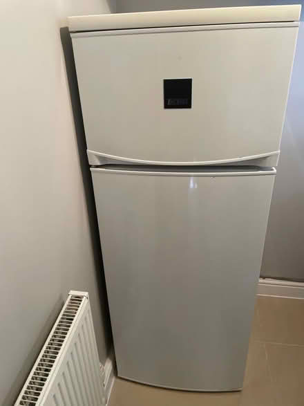 Photo of free Fridge/freezer (Dunston LN4) #1