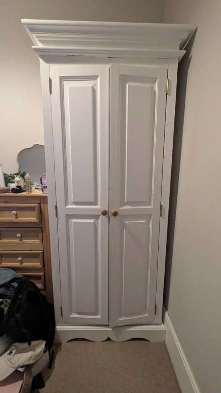Photo of free Beautiful wooden wardrobe (Earlsfield SW18) #1