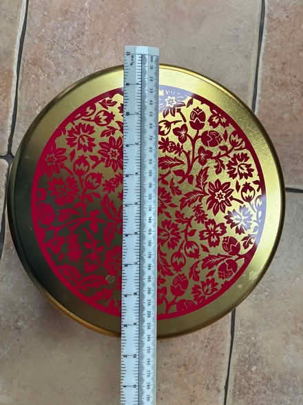 Photo of free Large tall metal cake tin (Roundwood AL5) #1