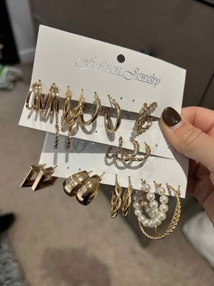 Photo of free Earrings (DE6 Ashbourne) #1