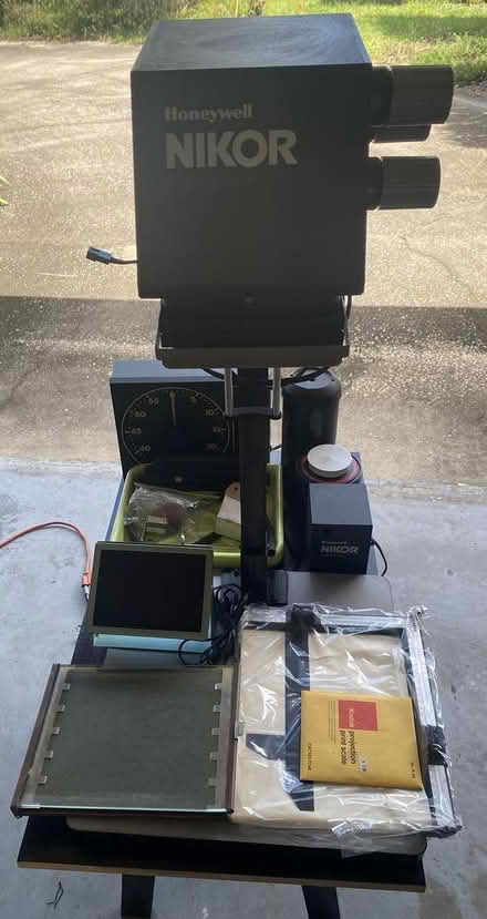 Photo of free Darkroom Equipment (East Orlando of Hall Road) #1