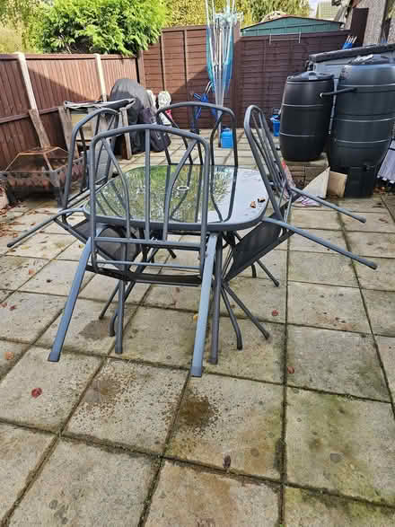 Photo of free Patio set (Dolley Green LD8) #2
