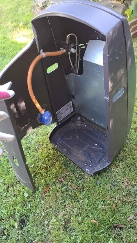 Photo of free DeLonghi Gas fire (Oldfield SL6) #3
