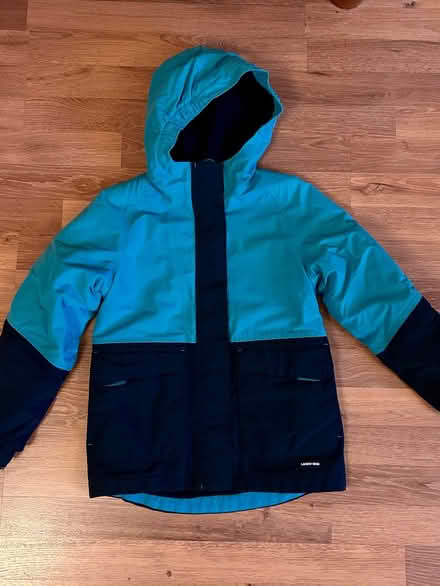 Photo of free Unisex winter coat 9-10yrs (South Norwood SE25) #1