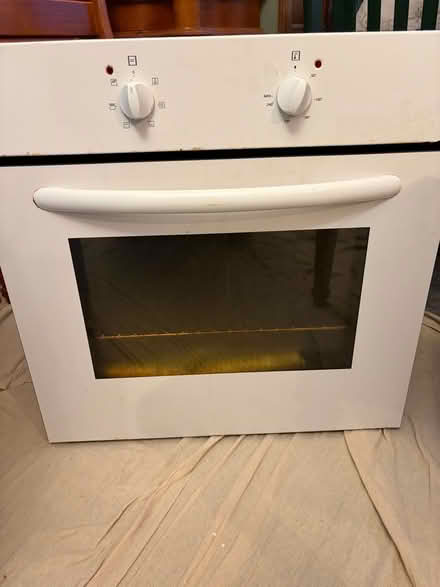 Photo of free Single Electric Oven (Chesham BL9) #1