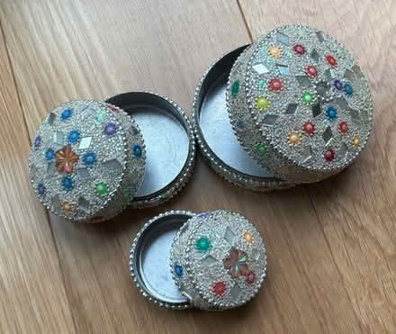 Photo of free nesting containers (Cookham SL6) #1