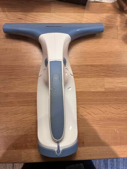 Photo of free WINDOW VACUUM - not working (Cupar KY15) #1