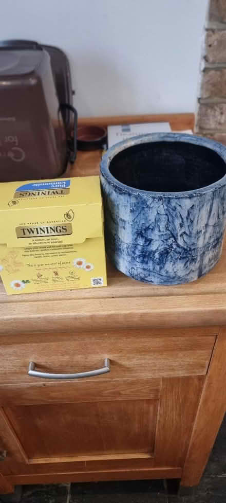Photo of free Plant pot (Hampstead Garden Suburb, NW11) #1