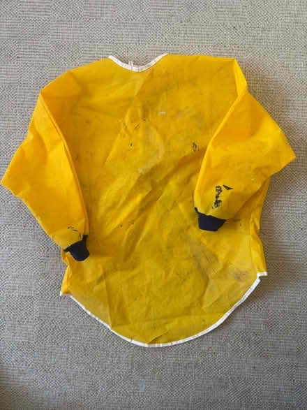 Photo of free Child’s Painting Smock (Croham CR2) #1