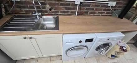 Photo of free Kitchen unit with sink (Hook roundabout KT9) #1