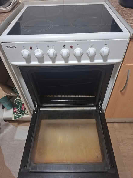 Photo of free Electric cooker (Halewood Liverpool) #1