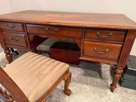 Photo of free Desk (Dunstable) #1