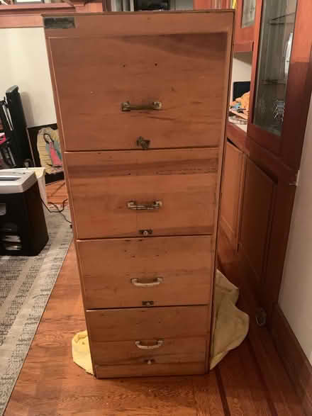 Photo of free File cabinet wooden 4 drawers (Oakland) #1