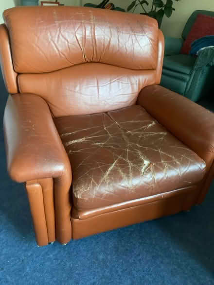 Photo of free Arm chair to recycle (Finchley road statio) #1