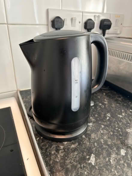 Photo of free Electric kettle (West Kensington W14) #2