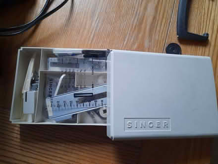 Photo of free Singer Futura Electronic Model 1000 Sewing Machine (Boothen ST4) #1