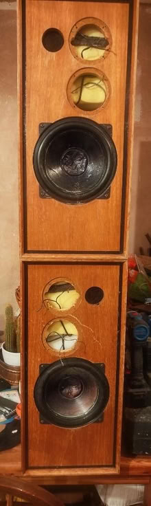 Photo of free Vintage wooden speaker cabinets (Bawdsey IP12) #1