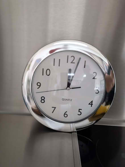 Photo of free Shiny silver clock (Wimbledon SW19) #1