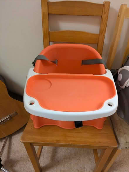 Photo of free High chair (Shillington) #3