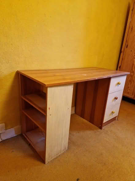 Photo of free Desk (Rottingdean BN2) #1