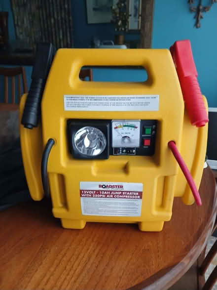 Photo of free jump starter and tyre inflator (Chipping Barnet EN5) #1