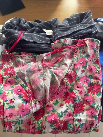 Photo of free Dresses (Coley RG30) #3