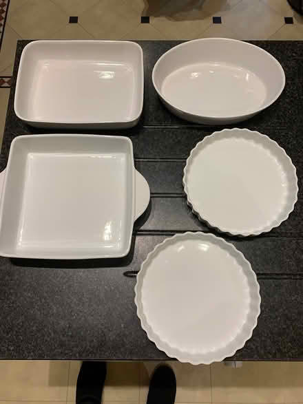 Photo of free White China Dishes x 5 (Altrincham, WA15) #1
