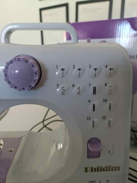 Photo of free Mini sewing machine,might be broken (Redhill RH1) #4