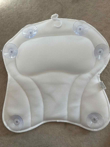 Photo of free Bath pillow (West Kensington W14) #2