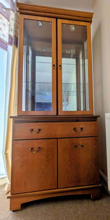 Photo of free Display cabinet (Edgebold SY3) #1