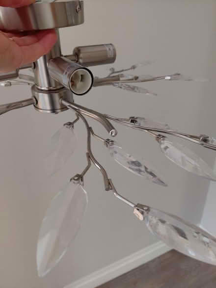 Photo of free Electric light fitting (Tinkersley DE4) #2