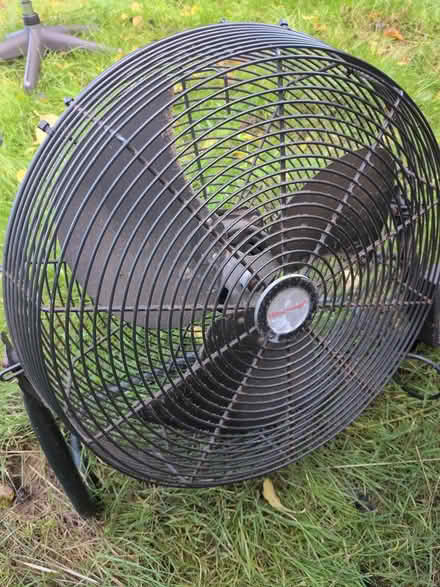Photo of free Fan big noisy (Handcross) #1