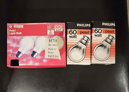Photo of free Assorted light bulbs (Blossomfield B90) #2