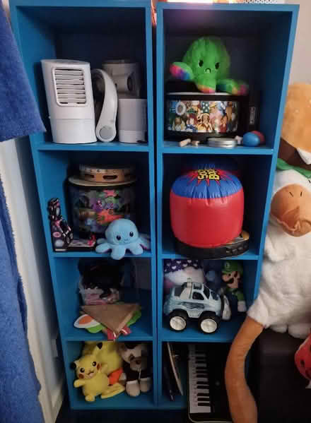 Photo of free 2 blue cube units (Lower Stondon SG16) #1