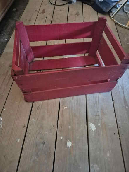 Photo of free Wooden red crate (East dulwich SE22) #1