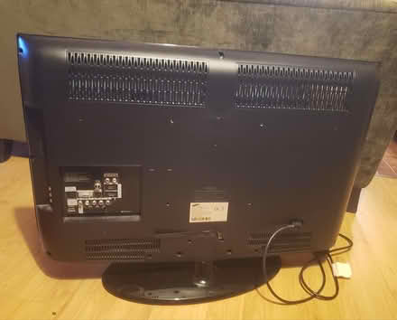 Photo of free Flat screen TV (Forest Green) #2