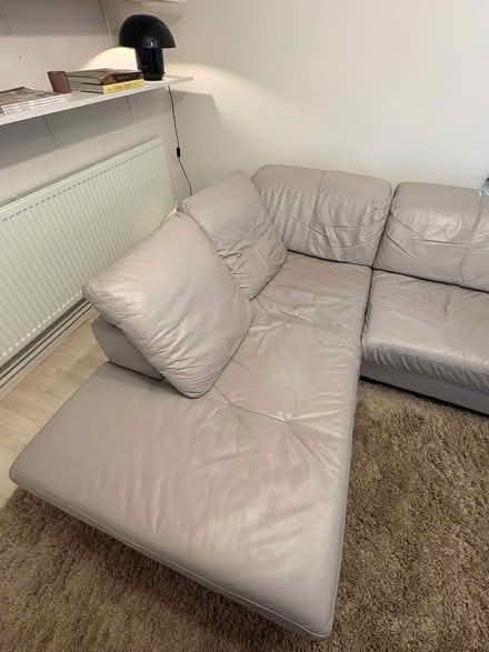 Photo of free Leather sofa (Canonbury N1) #3