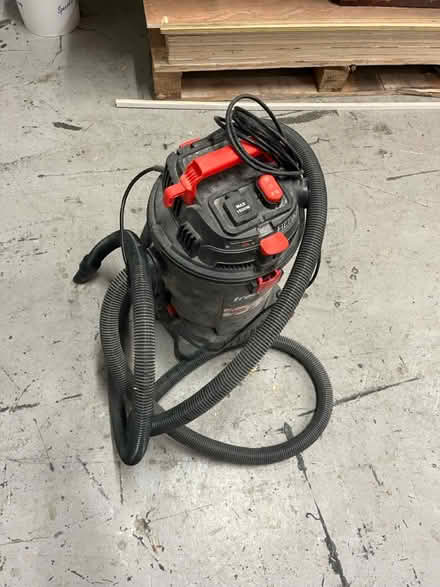 Photo of free Vacuum cleaner (Stretford/trafford M32) #1