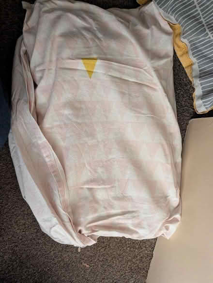 Photo of free Bedding and Towels (Micklefield HP13) #3