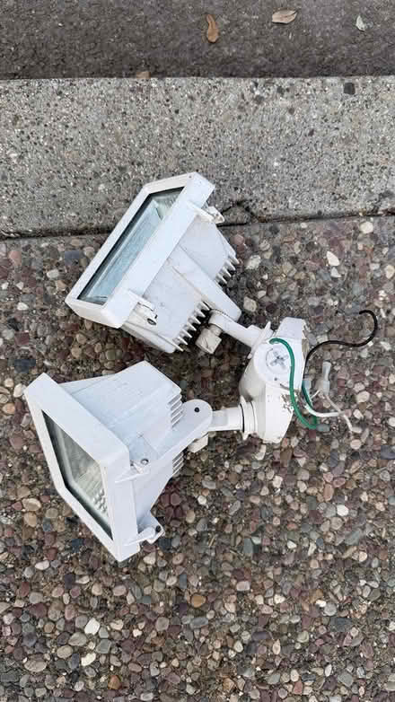 Photo of free Outdoor flood lights (South San Jose) #1