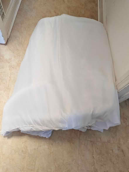 Photo of free Double Duvet (Woodley RG6) #1
