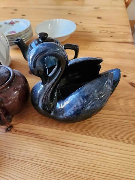 Photo of free tea cups , tea pots and bowls (Edinburgh and Water) #2