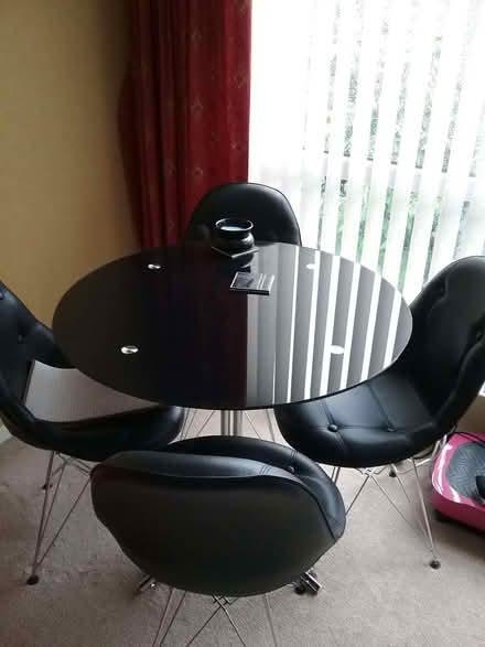 Photo of free Glass top. 4 chairs. (Yew Tree WS5) #1