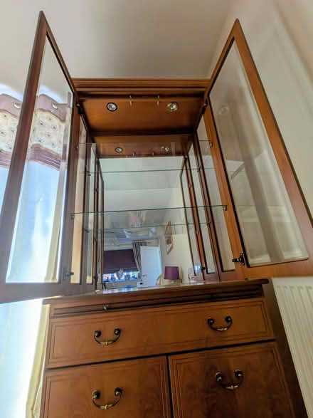 Photo of free Display cabinet (Edgebold SY3) #2