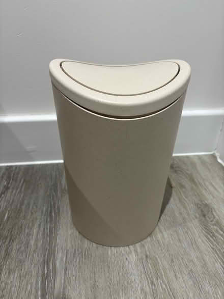 Photo of free Small 6 litre bin (Belfast Yard CB5) #1
